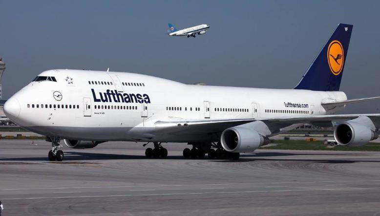 以色列宣布关闭领空,暂停所有民用航班飞行