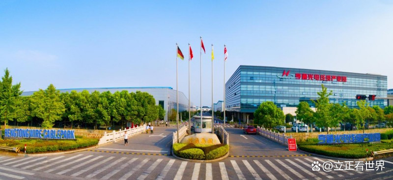 亨通光电获得发明专利授权：“一种恒张力无纸筒玻纤纱放线结构”