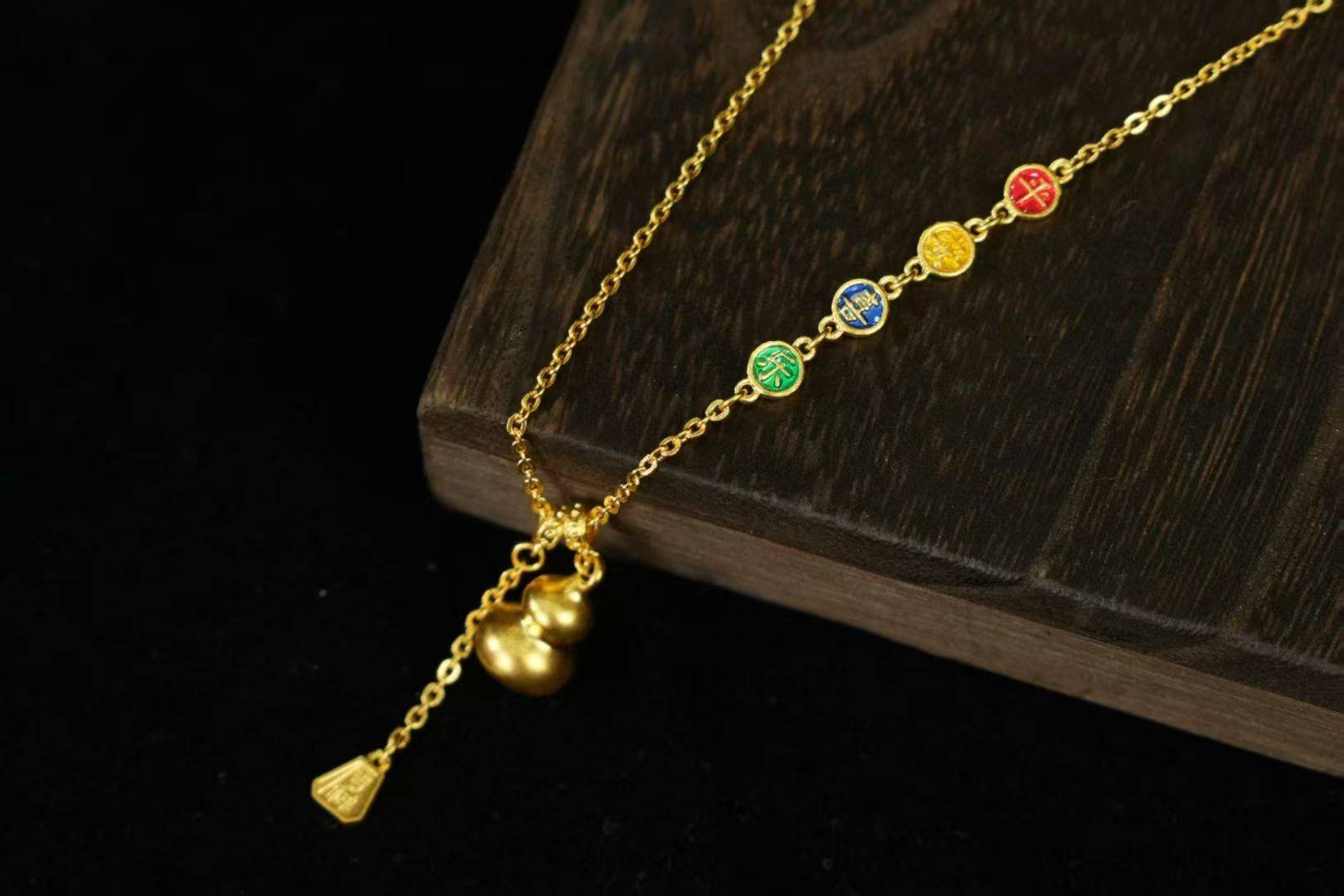 上海黄金饰品行业协会：春节期间上海黄金珠宝市场销售额达7.2亿元 同比增长5%