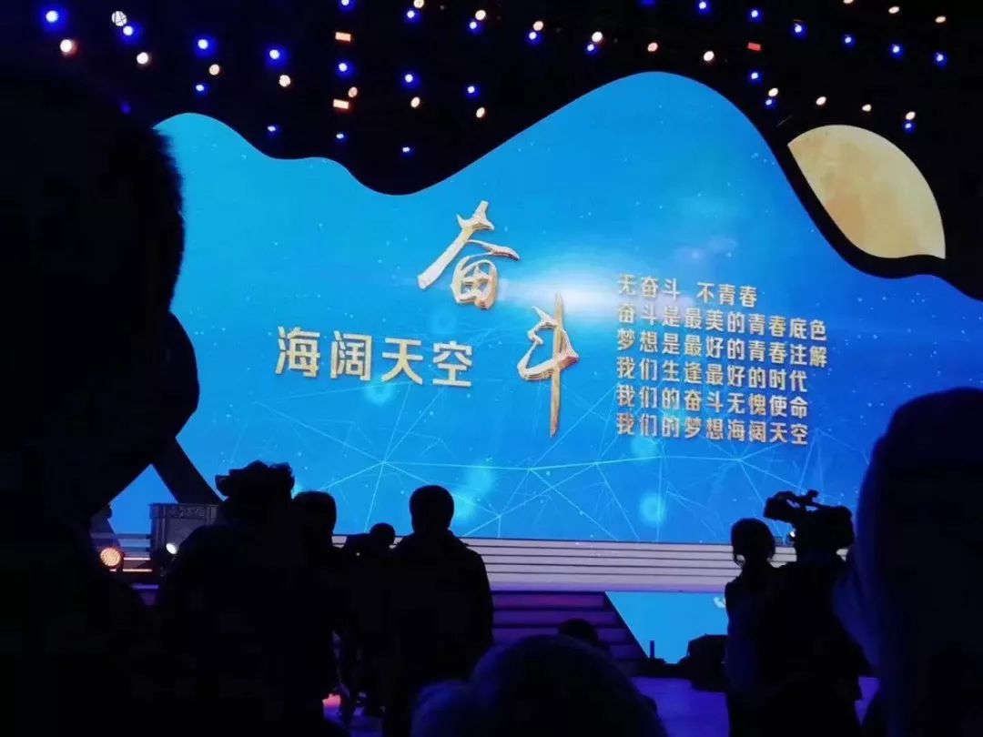 中国中学生在国际冬季人工智能奥赛获两金一银