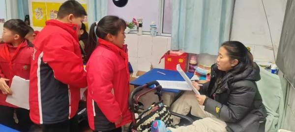 记者手记：瑞雪映初心 代表委员信心升腾