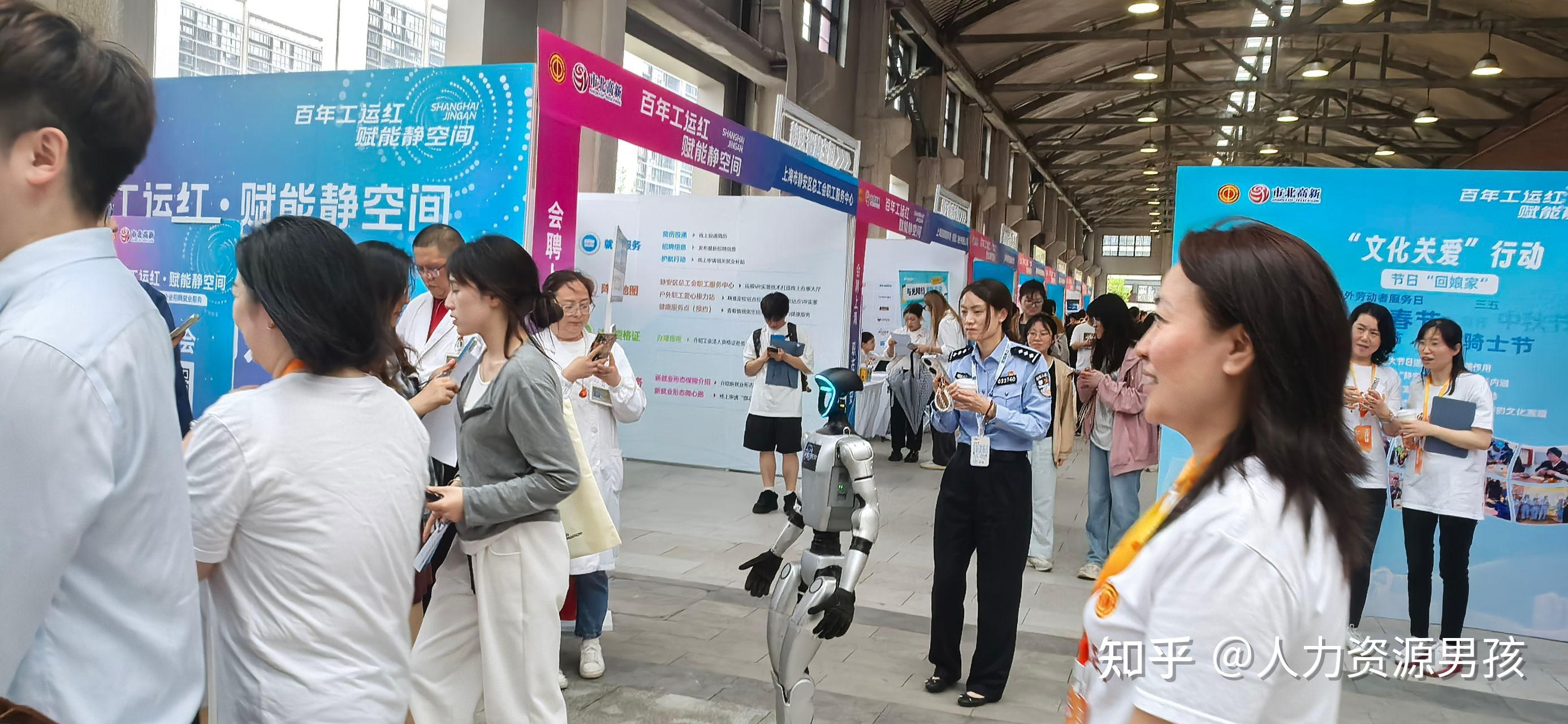 每经热评丨要“人才红利”不要“用工红利” 对异化的劳务派遣坚决说“不”