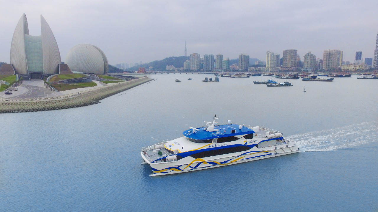 翻倍行情后多名重要股东套现忙，江龙船艇迎上市以来首亏