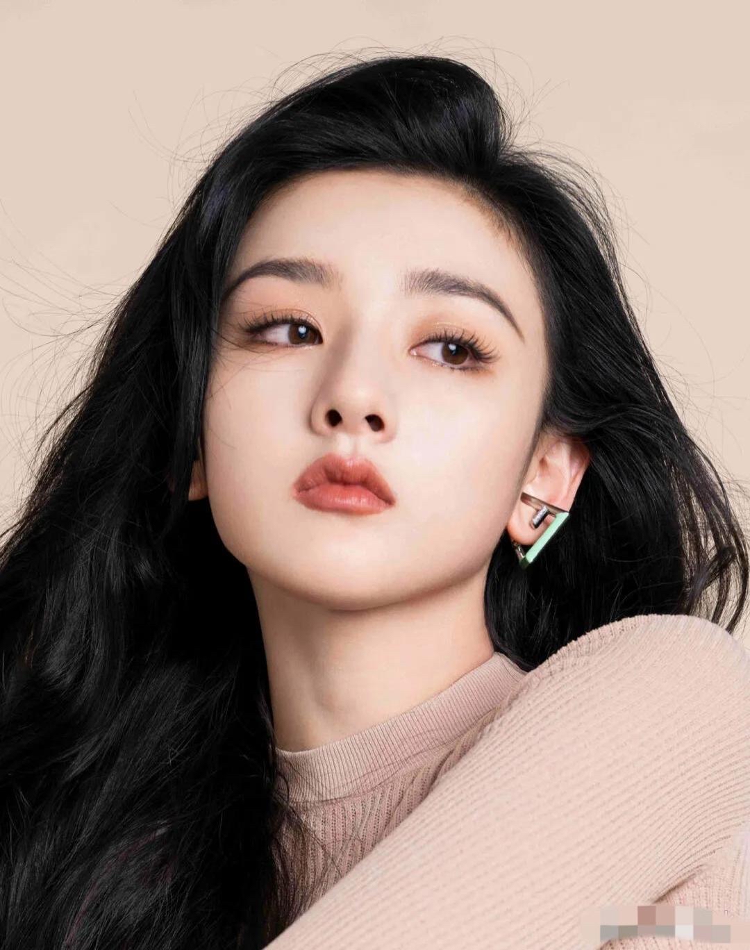 知名平台宣布：全面下架《桃花簪》，暂停出品方上传所有剧集15天！该剧此前广受关注