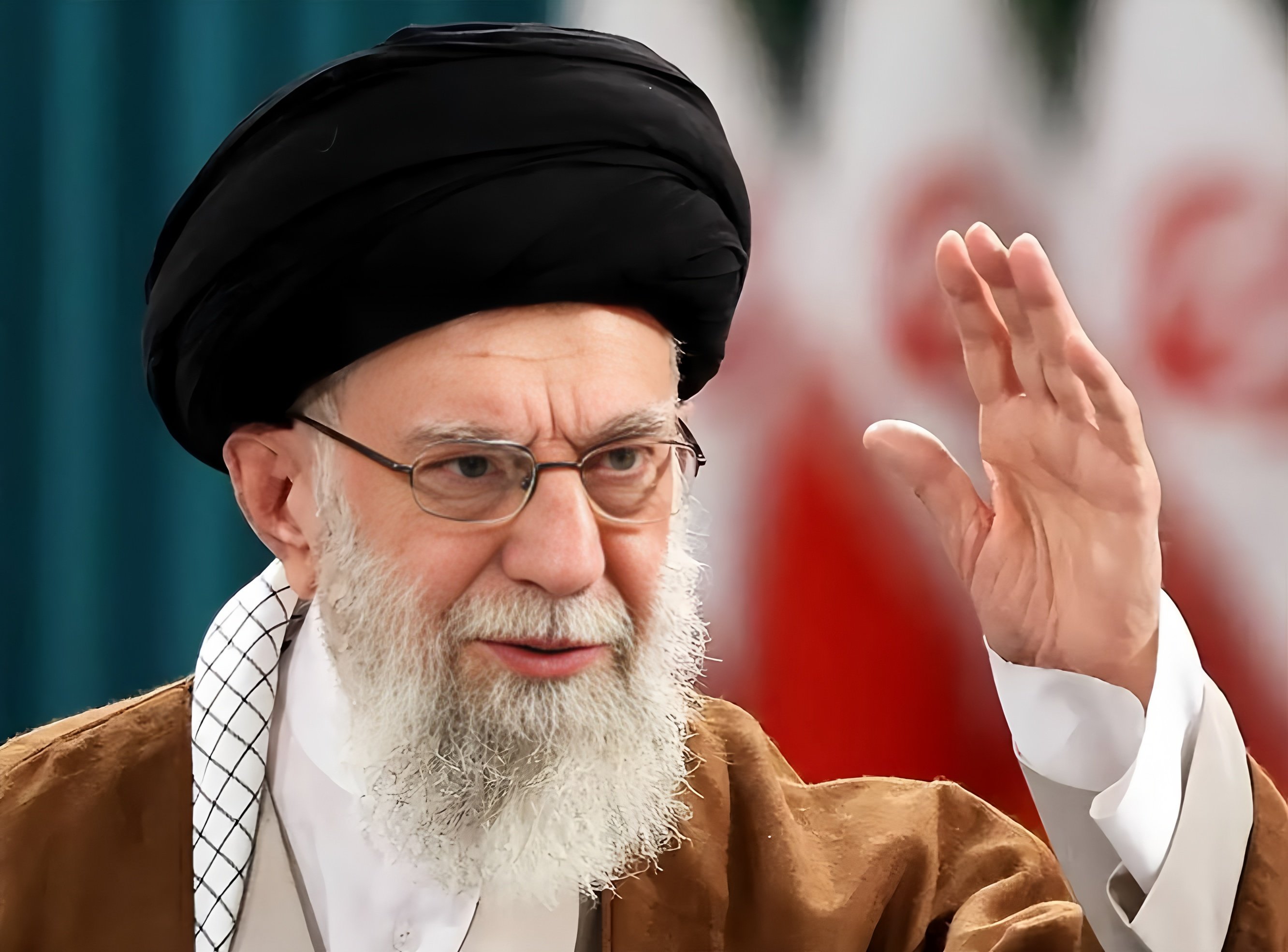 伊朗最高领袖,最新表态!伊媒:由于伊朗的坚持和施压,以色列被迫停止对黎首都的袭击!伊军:随时准备开火