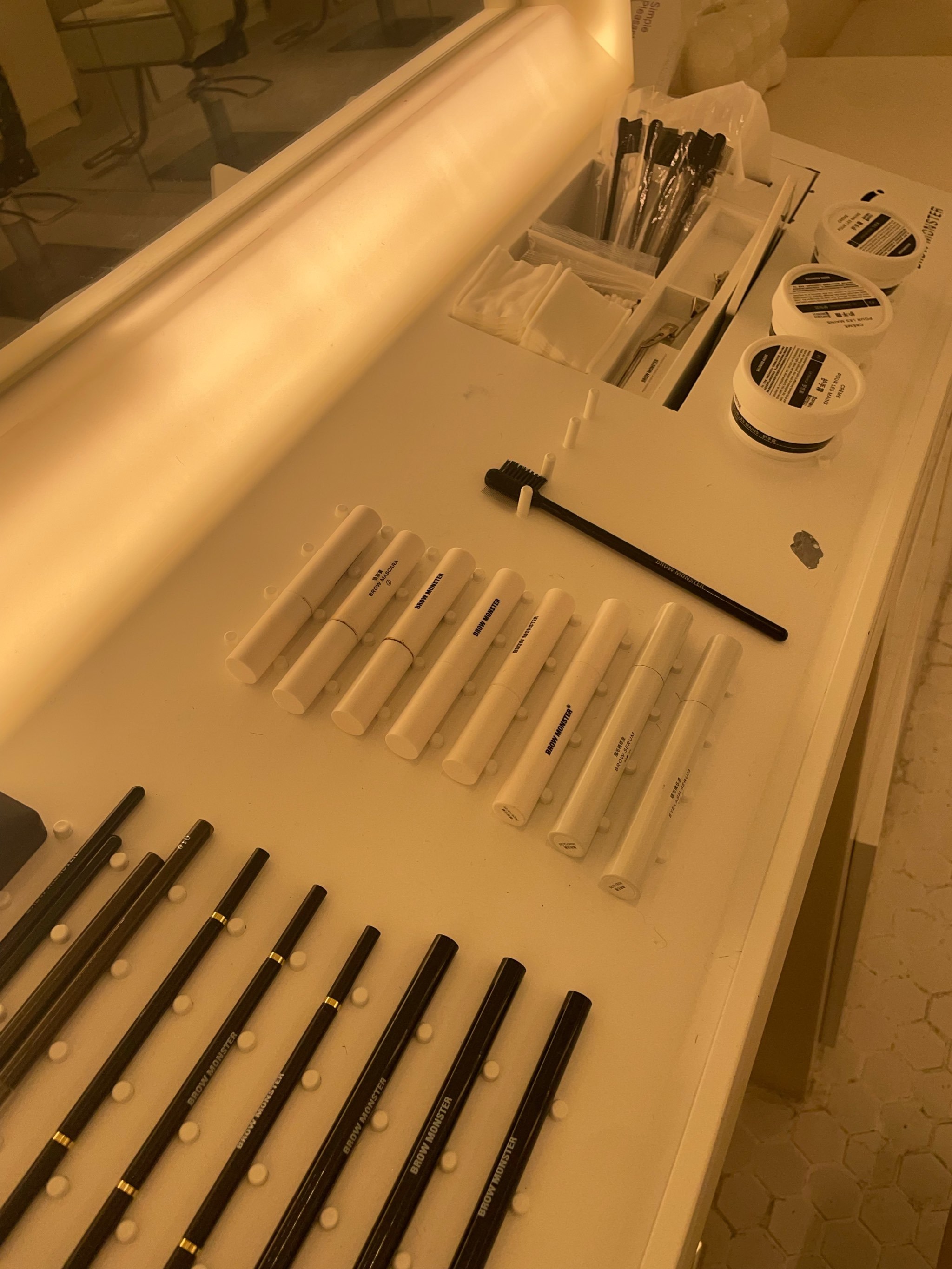 摩根士丹利：维持ASMPT“增持”评级 目标价148港元