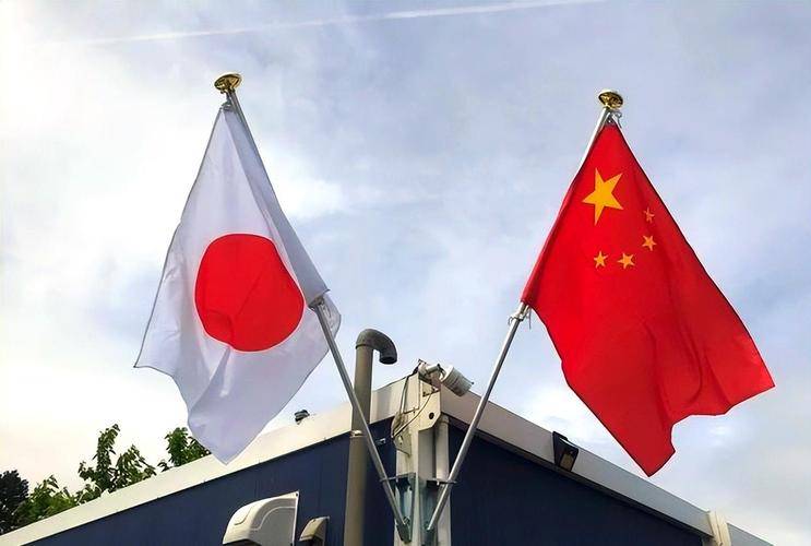 中国划定红线,叫停“洗澡式出海”
